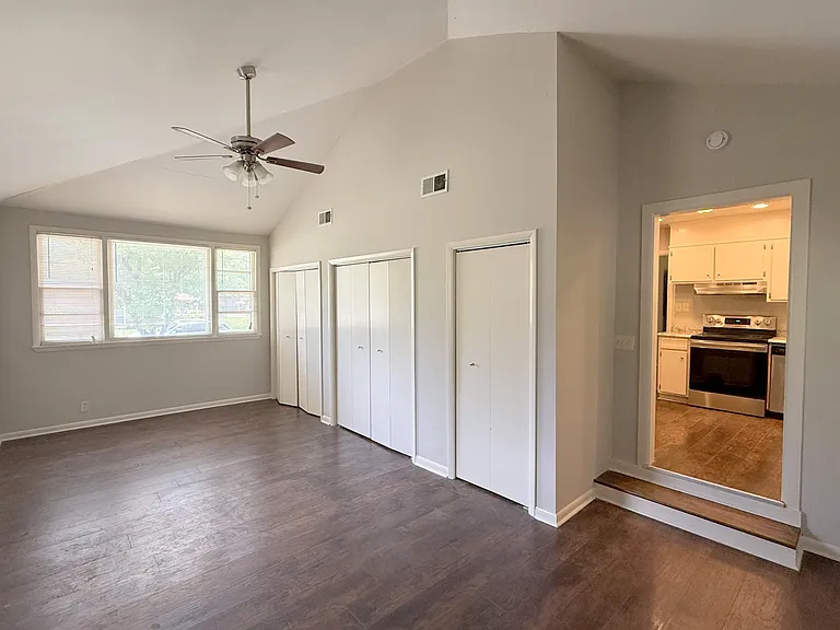 7620 Charlotte Dr SW — Photo 15