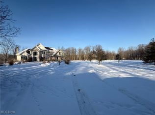 31295 Arthur Rd, Solon, OH 44139