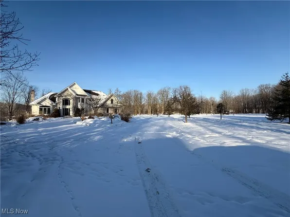 31295 Arthur Rd, Solon, OH 44139