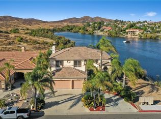 30075 Longhorn Dr, Canyon Lake, CA 92587