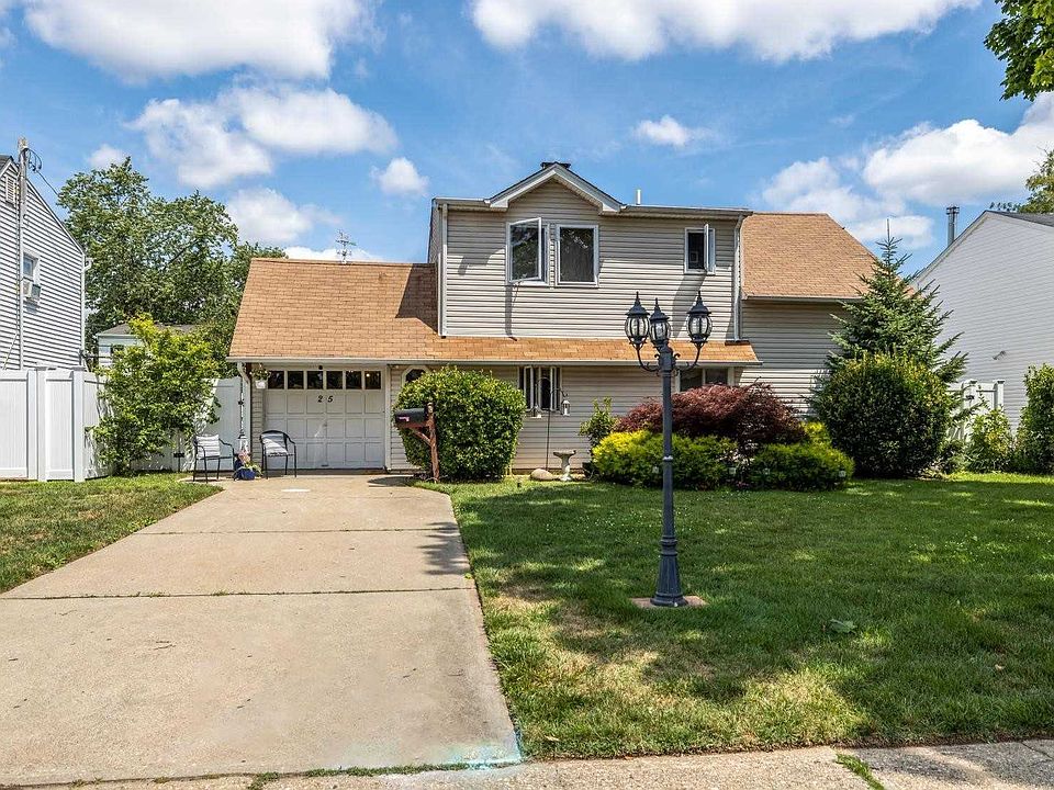 1st image of 25 Glazer Ln