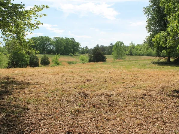 Fort Mitchell Rd, Drakes Branch, VA 23937