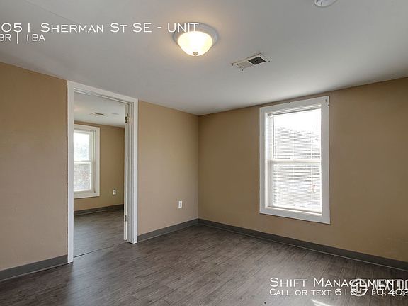3rd image of 1051 Sherman St SE