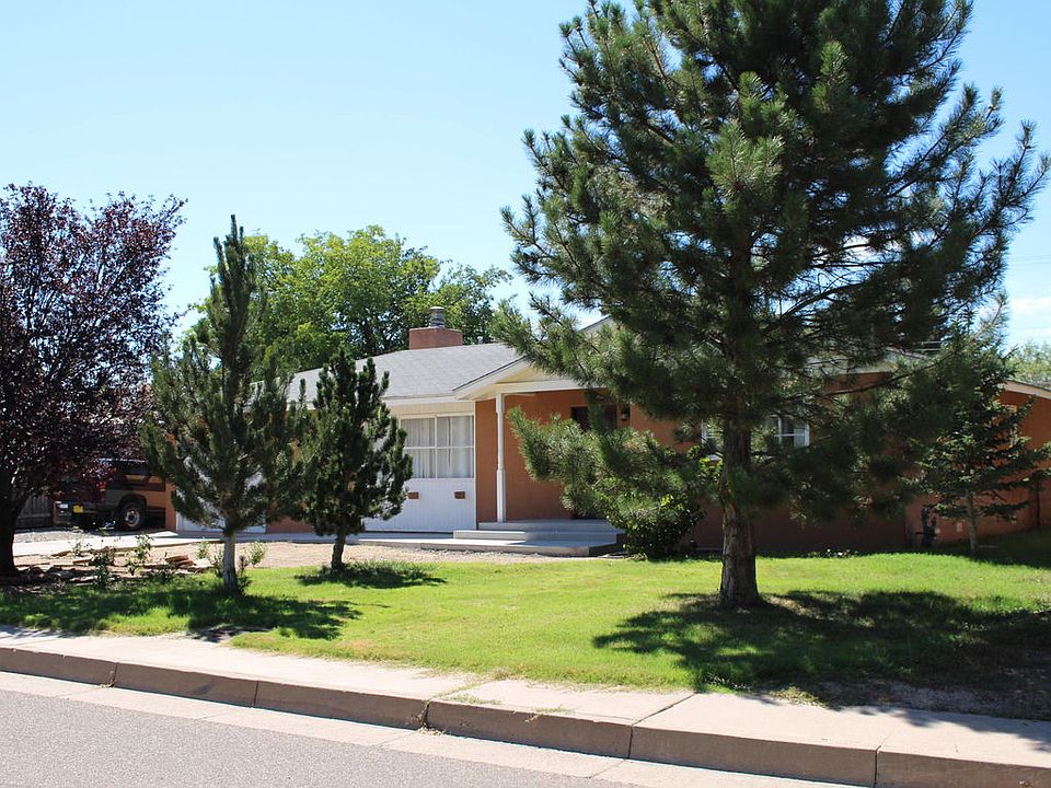 1st image of 3609 Dakota St NE