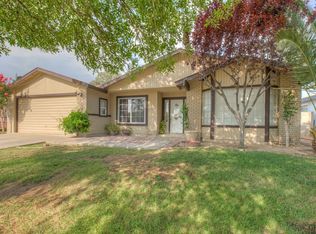 2142 Rounds St, Delano, CA 93215