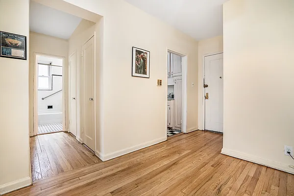 Sold by Block & Lot Real Estate | media 18