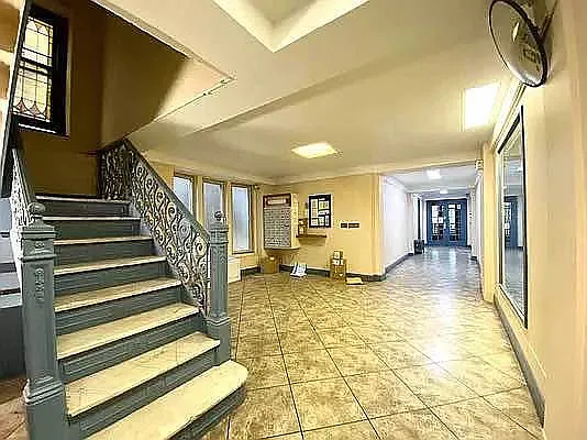 Rented by Compass | media 17