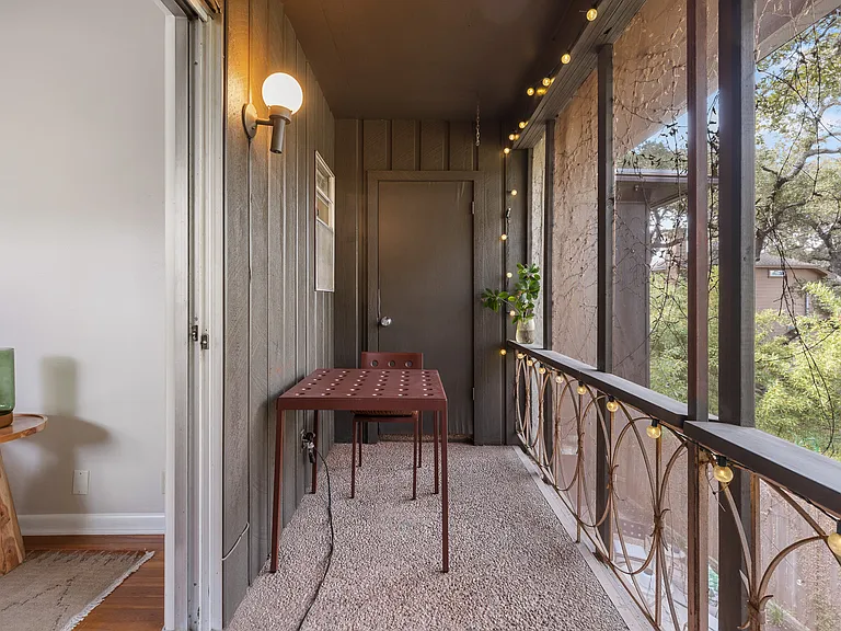 206 Park Ln #C — Photo 15