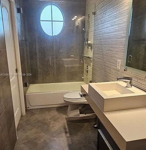 11271 NW 75th Ln — Photo 15