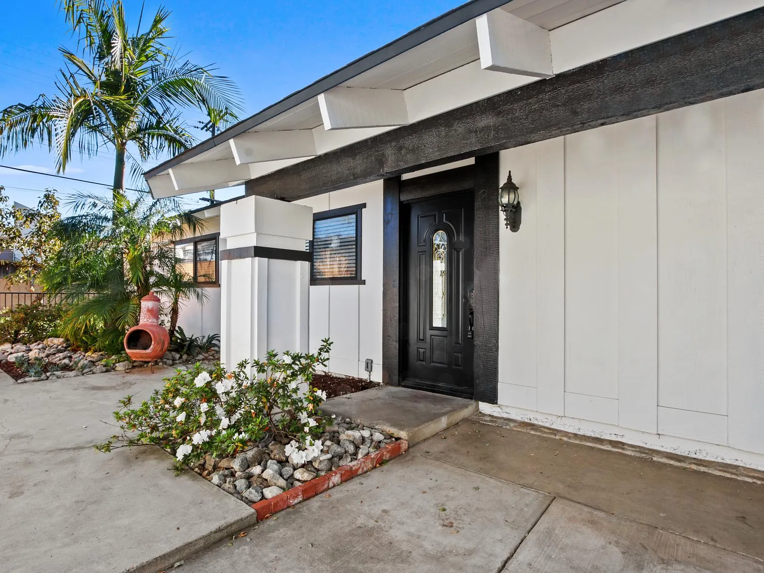 4 bed, 1474 sqft, $3,300 — Photo 3
