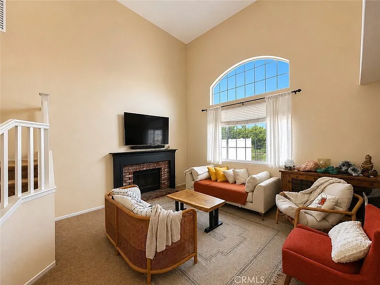 31628 Loma Linda Rd — Photo 3