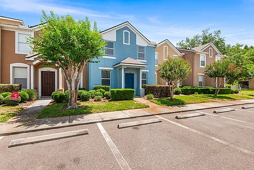1304 Denman Ct Photo 1