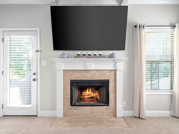 3rd image of 2925 McManus Cir