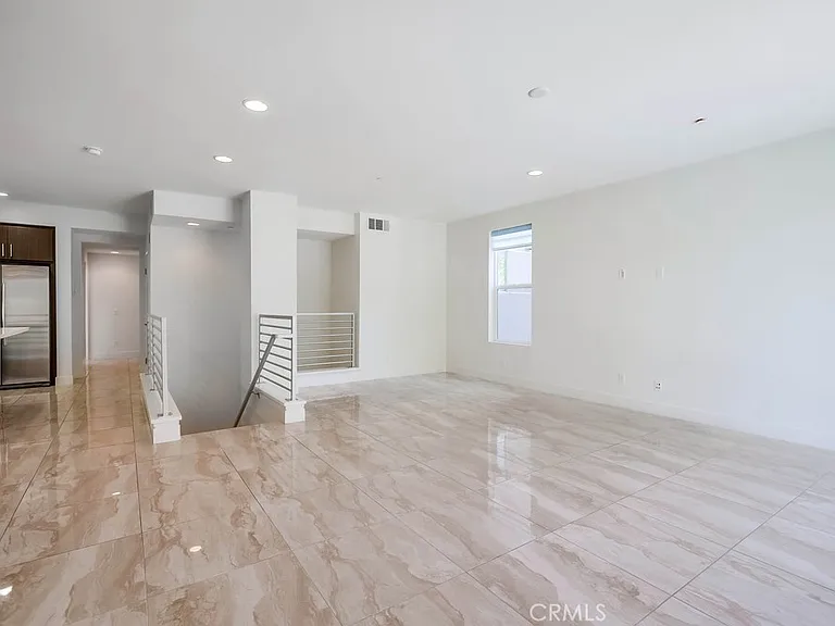 67 Lennox — Photo 10
