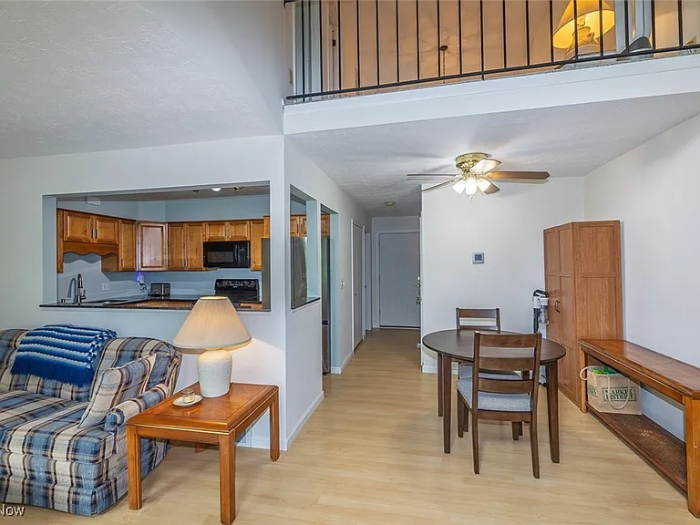 11515 Pearl Rd #B202 — Photo 3