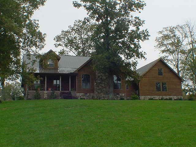 2nd image of 9 Reece Hollow Rd