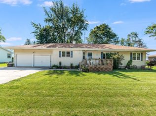 4027 E 1553rd Rd, Earlville, IL 60518