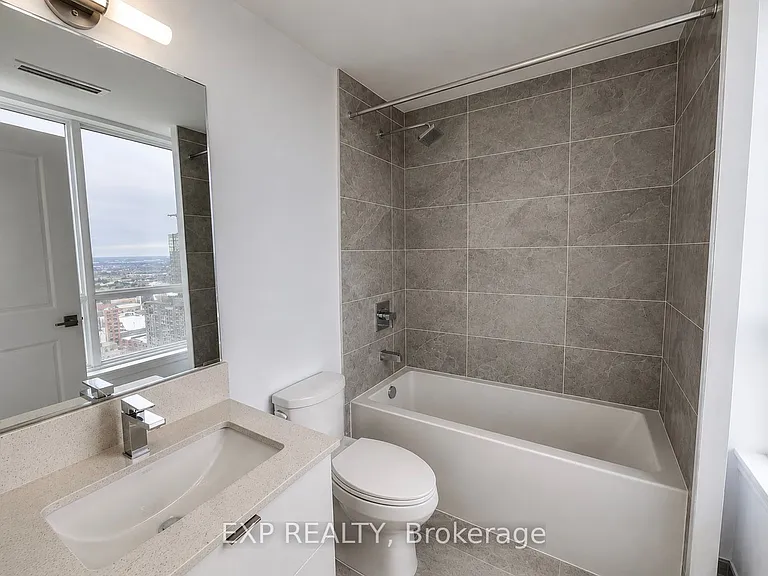 30 Elm Dr W #3402 — Photo 5