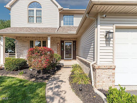 3rd image of 110 Hidden Meadow Dr