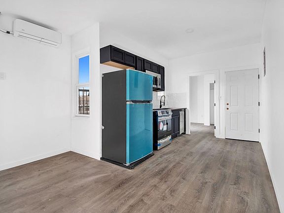 4th image of 263 Bergen St #2A
