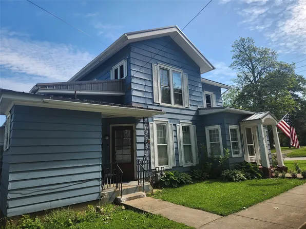 5 W Pearl St, Albion, PA 16401