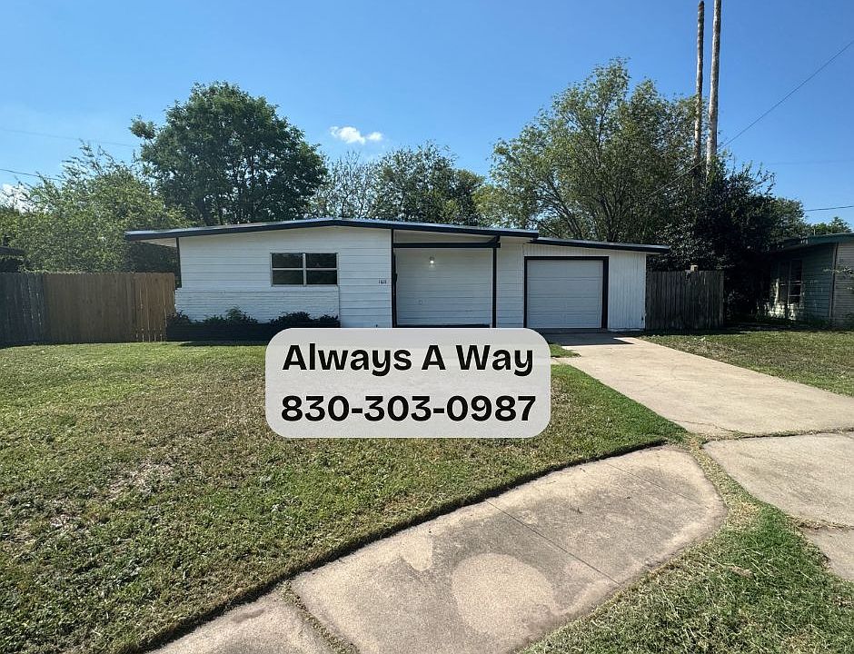 1st image of 1611 E Huisache Ave