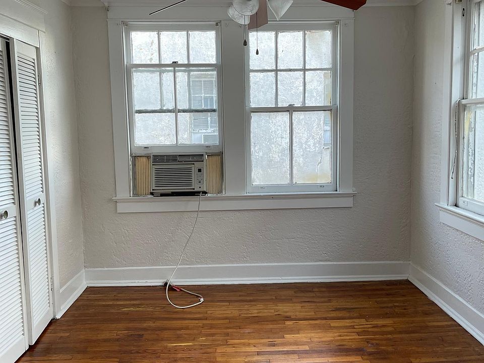 3300 Prytania St APT 11, New Orleans, LA 70115 | Zillow