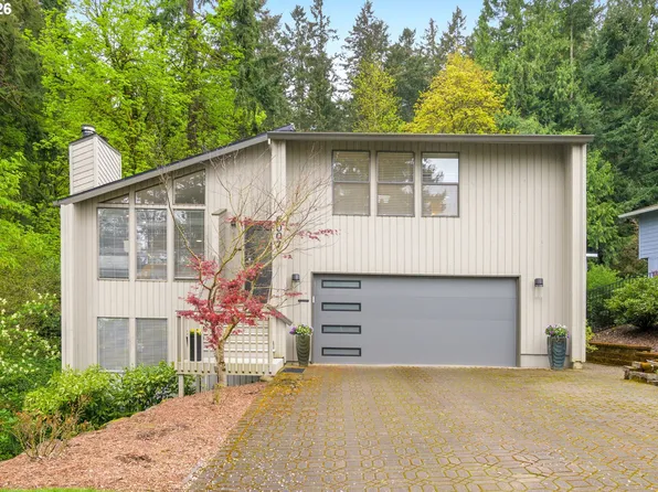 6002 Skyline Cir, West Linn, OR 97068