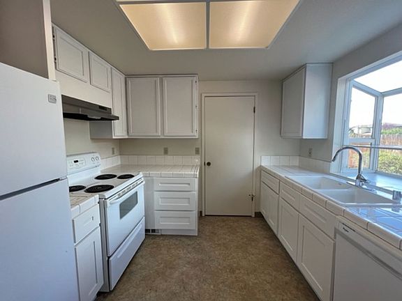 5th image of 5362 Armonk Ct