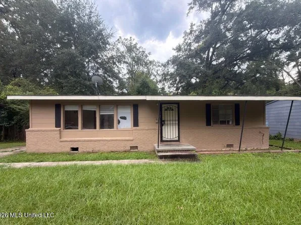 2747 Emerald Dr, Jackson, MS 39212