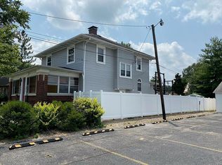 303 S Franklin St, Robinson, IL 62454