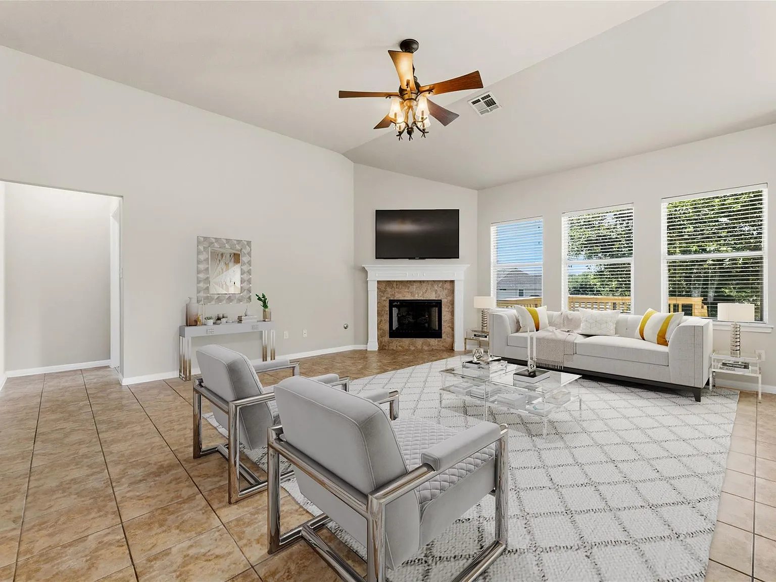 4 bed, 3.5 bath, 3068 sqft, $2,700 — Photo 4