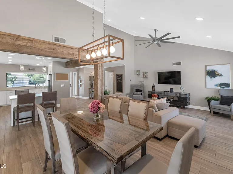8108 E Morgan Trl — Photo 14