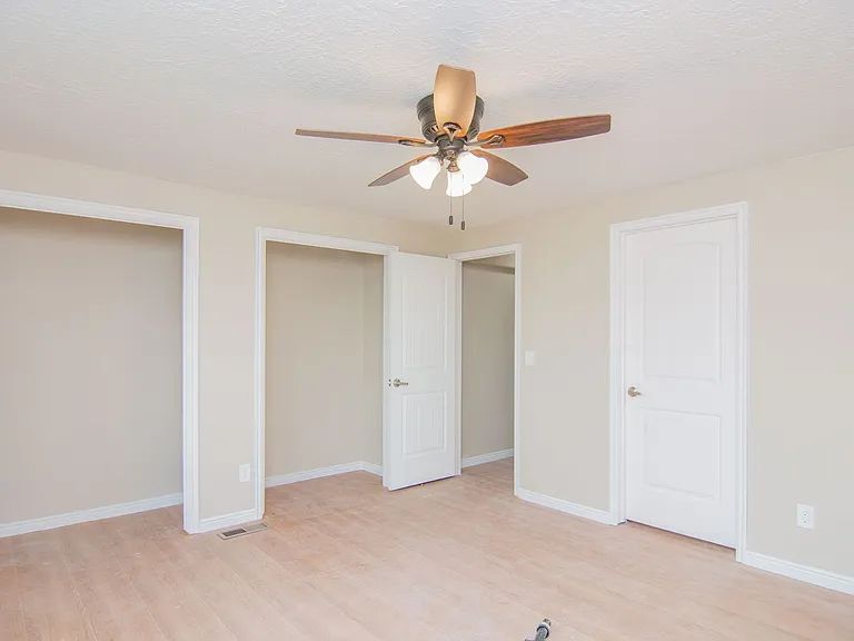 146 N 2300 W #2 — Photo 15