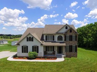 5194 Blue Hill Rd, Glenville, PA 17329