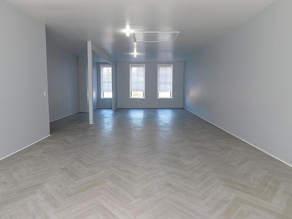 3rd image of 217 E Walnut St #1