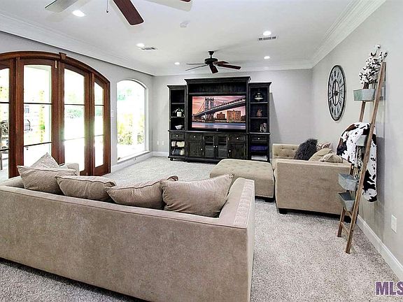 3rd image of 18286 Magnolia Oaks Dr