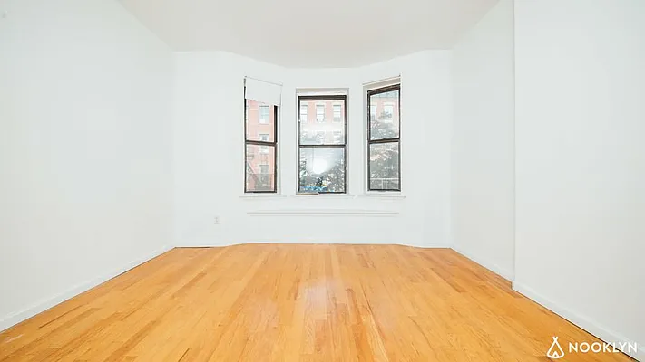 Rented by Nooklyn NYC LLC | media 4