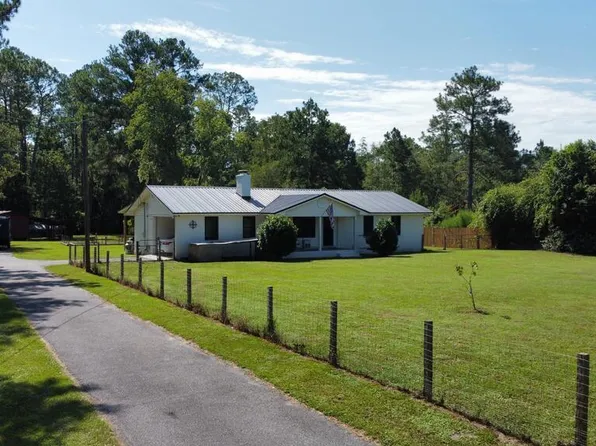 3961 Howell Dr, Valdosta, GA 31606