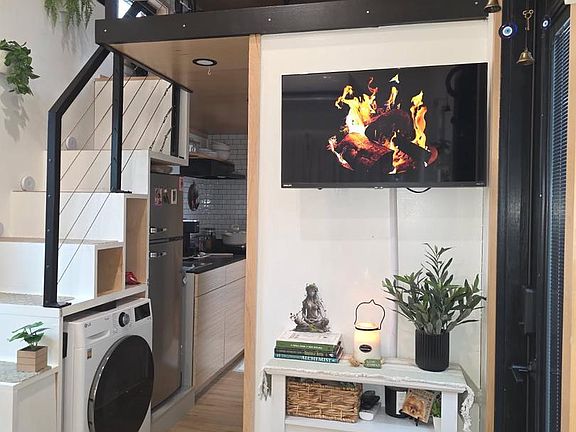 2nd image of 867 Schwanger Rd Unit 13