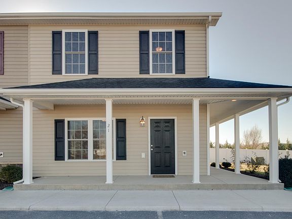 3rd image of 21 Cantermill Ln