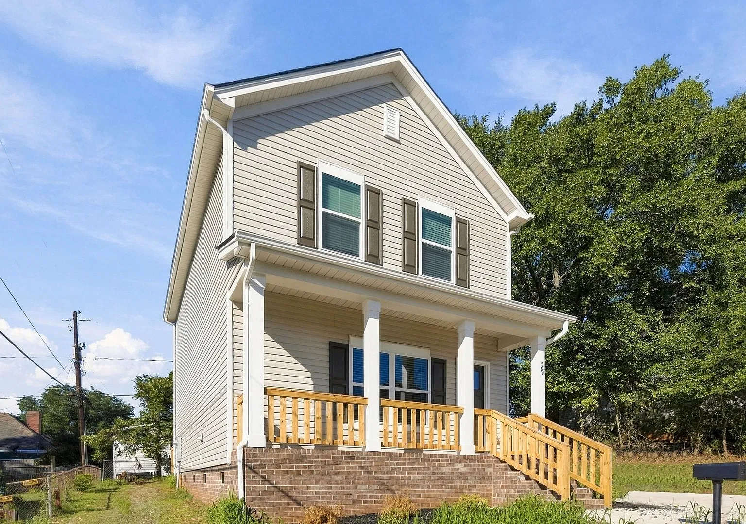 Brand-New 3 Bedroom / 2.5 Bathroom Home in Cramerton, NC! — Photo 2