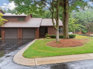 4910 Grandview Cir, Midland, MI 48640