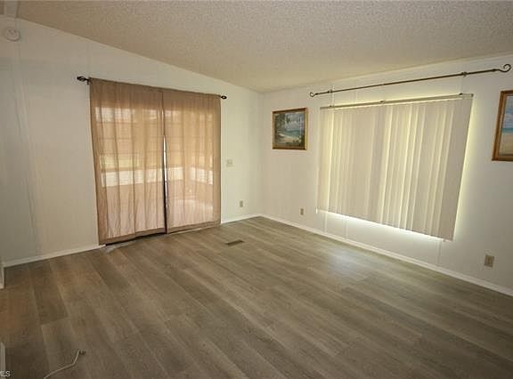 3rd image of 250 Loon Ln #250