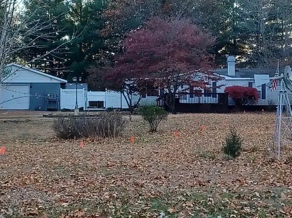 20 Oak Ct, Beardstown, IL 62618