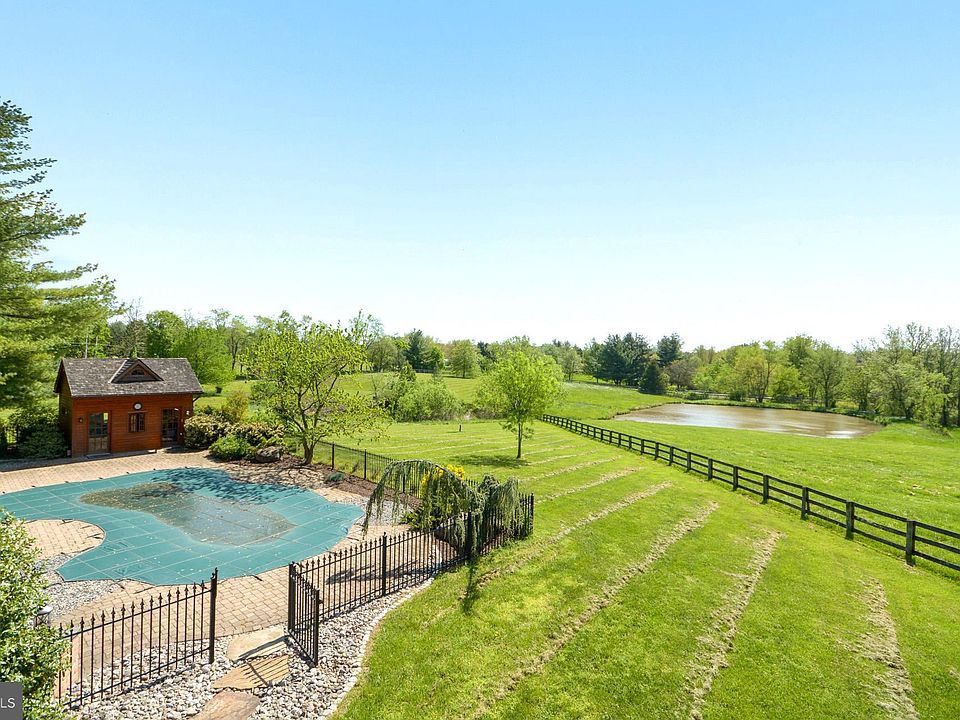 11024 Old Frederick Rd, Thurmont, MD 21788 Zillow