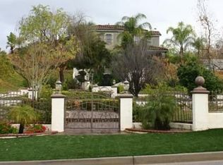 18332 Pinecone Ln, Riverside, CA 92504