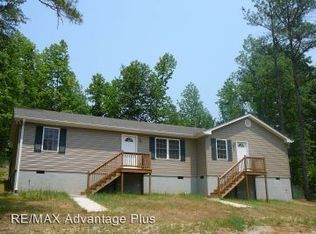 812 Early St, Farmville, VA 23901