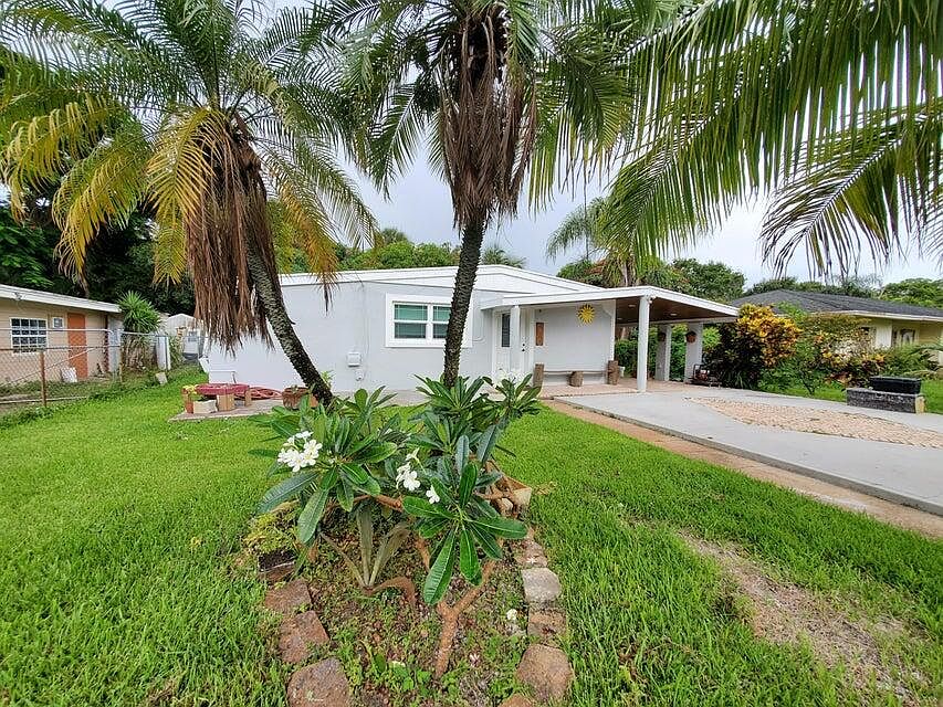 1305 Wyoming Ave, Fort Pierce, FL 34982 | Zillow