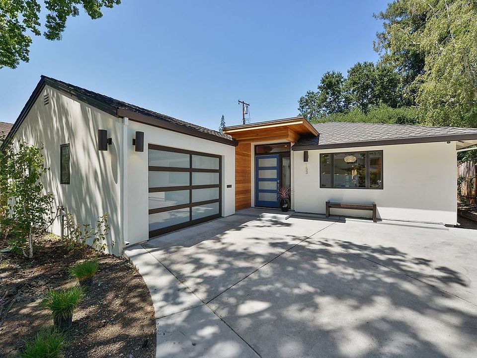 1st image of 153 Lois Ln